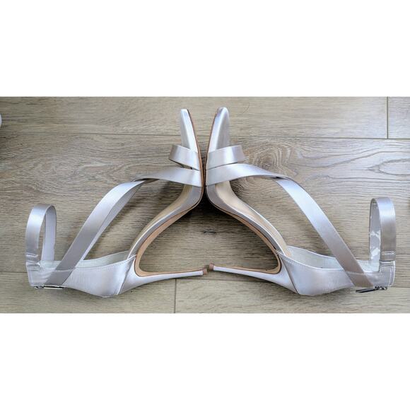 Vince Camuto Imagine Devin Heels 10 Silver Strappy Stiletto 4" Leather Fabric - Picture 8 of 12